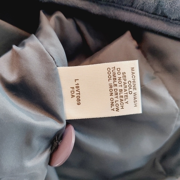 Cabela’s Women's Diamond Quilted Faux Suede Button Up Vest Slate Gray Size Large - Picture 8 of 12